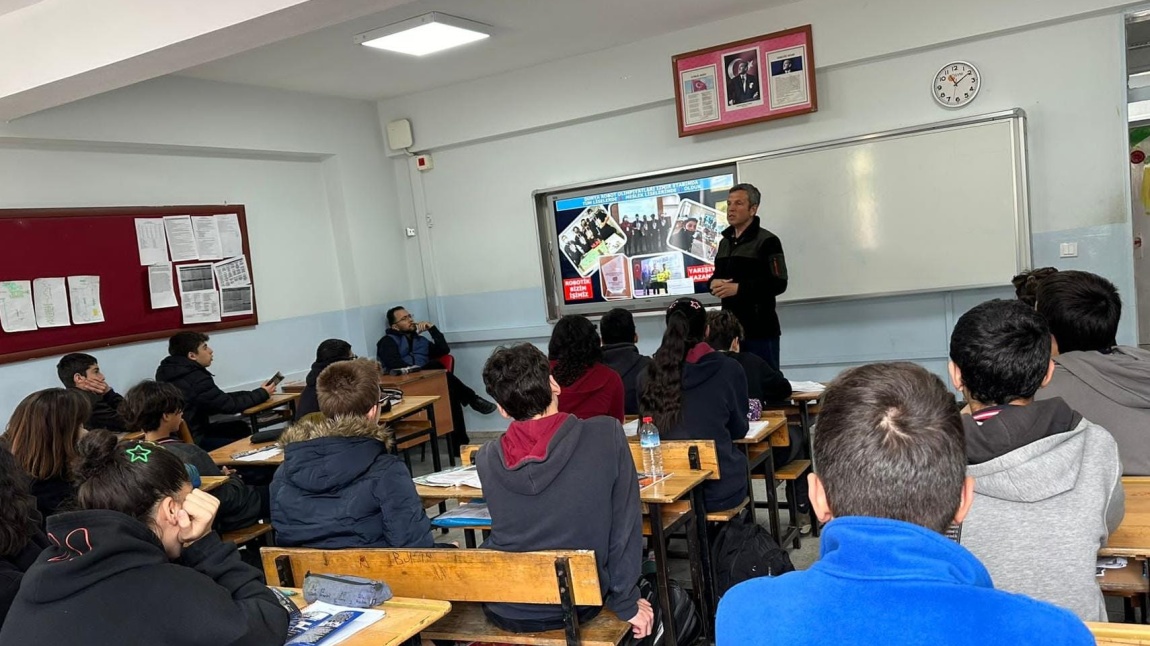 Okulumuzda Borsa İstanbul Mesleki ve Teknik Anadolu Lisesi Tanıtımı Yapıldı